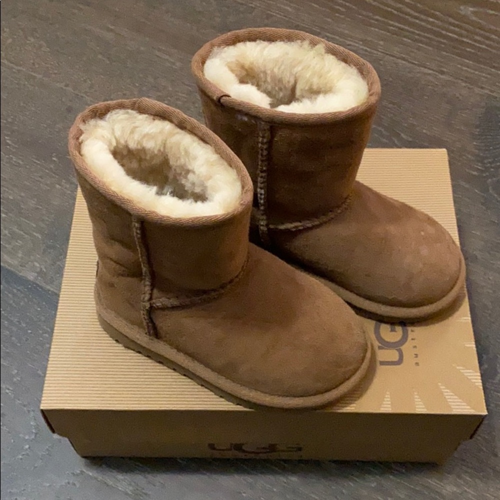 Ugg Toddler Classic Chesnut Boots